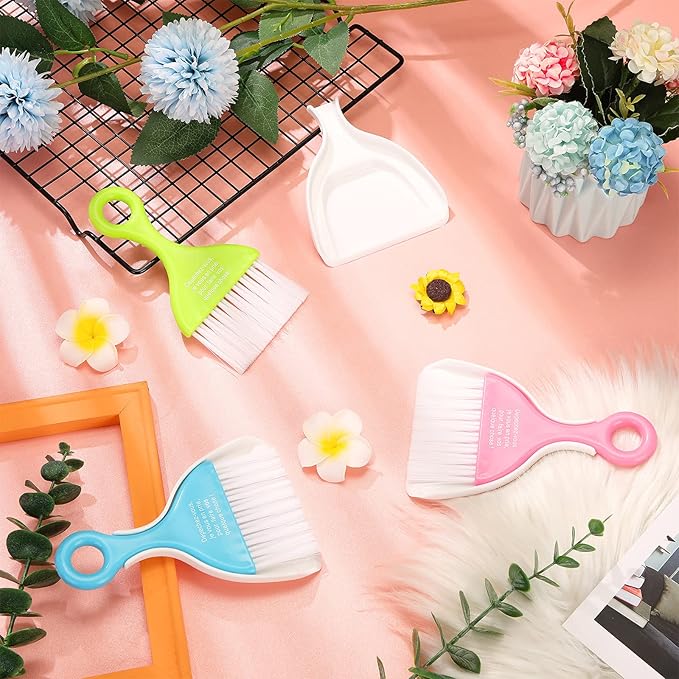CHENGU 3 Pcs Mini Dustpan Set Brush - Image 3
